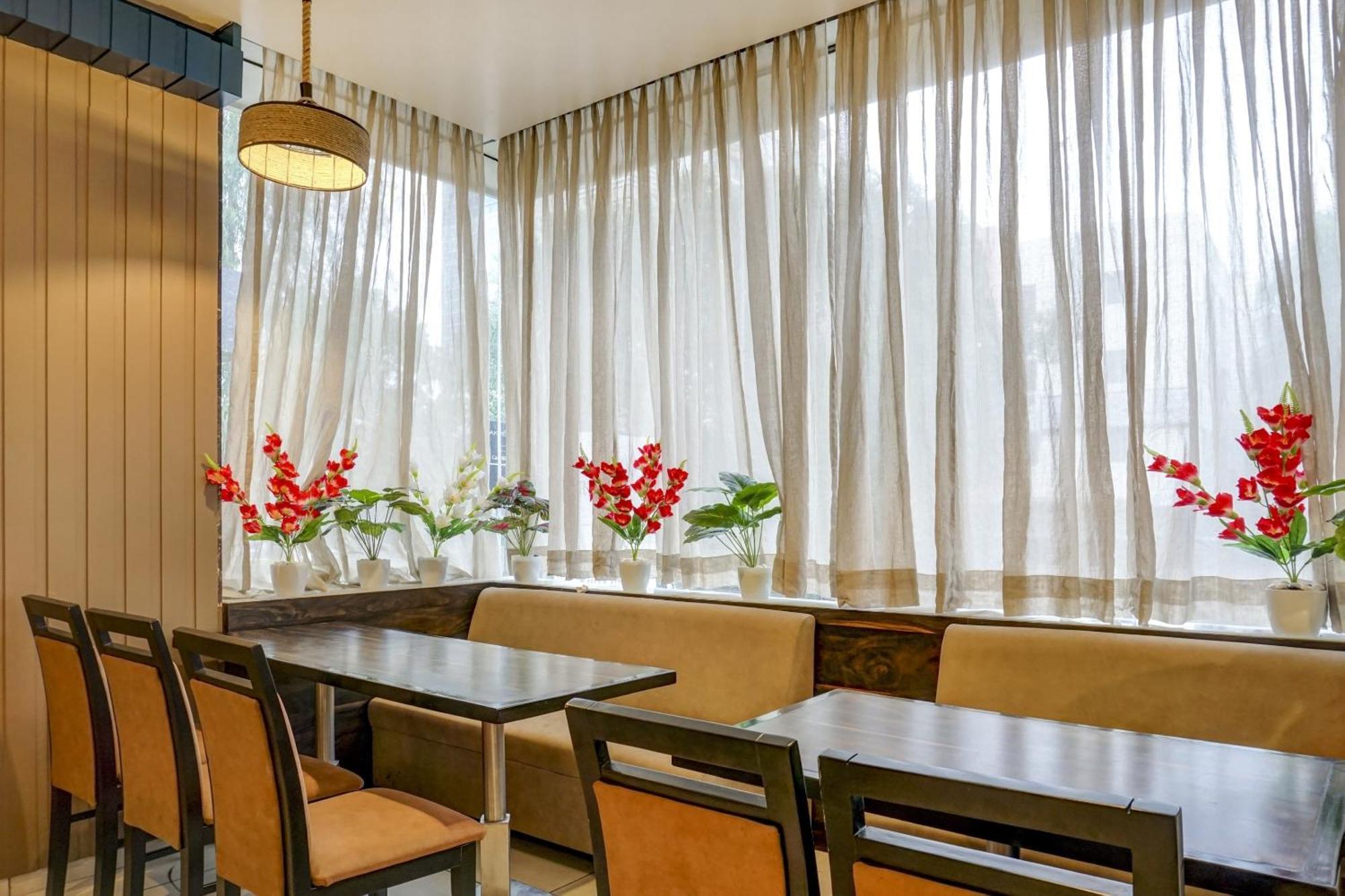 Townhouse Oak Regal Inn Near Sant Tukaram Nagar Metro Station Pimpri-Chinchwad Zewnętrze zdjęcie