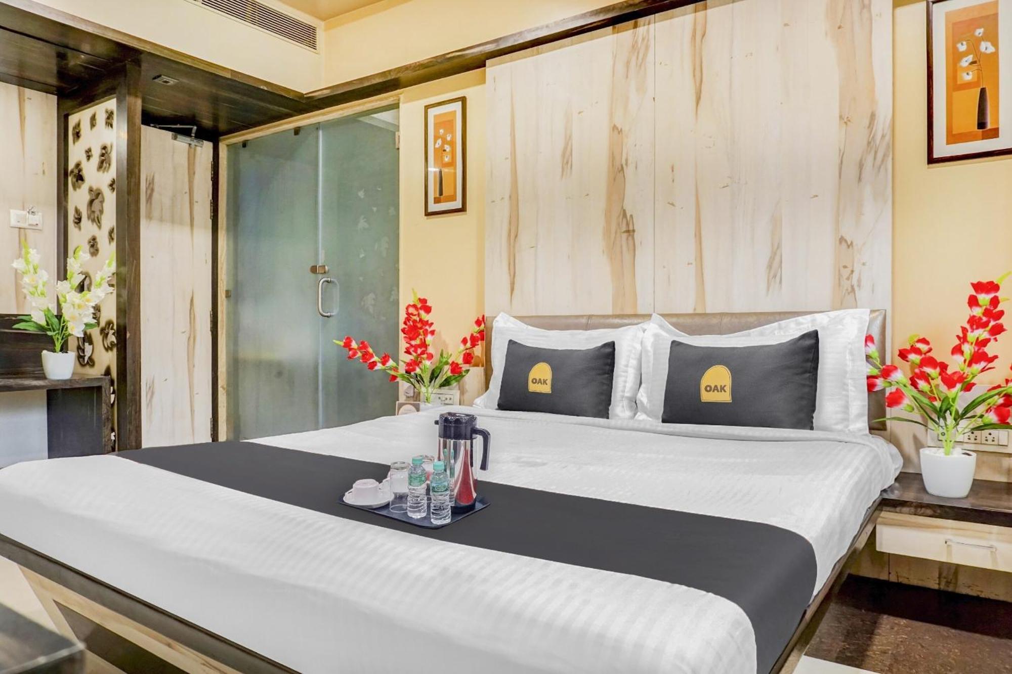 Townhouse Oak Regal Inn Near Sant Tukaram Nagar Metro Station Pimpri-Chinchwad Zewnętrze zdjęcie